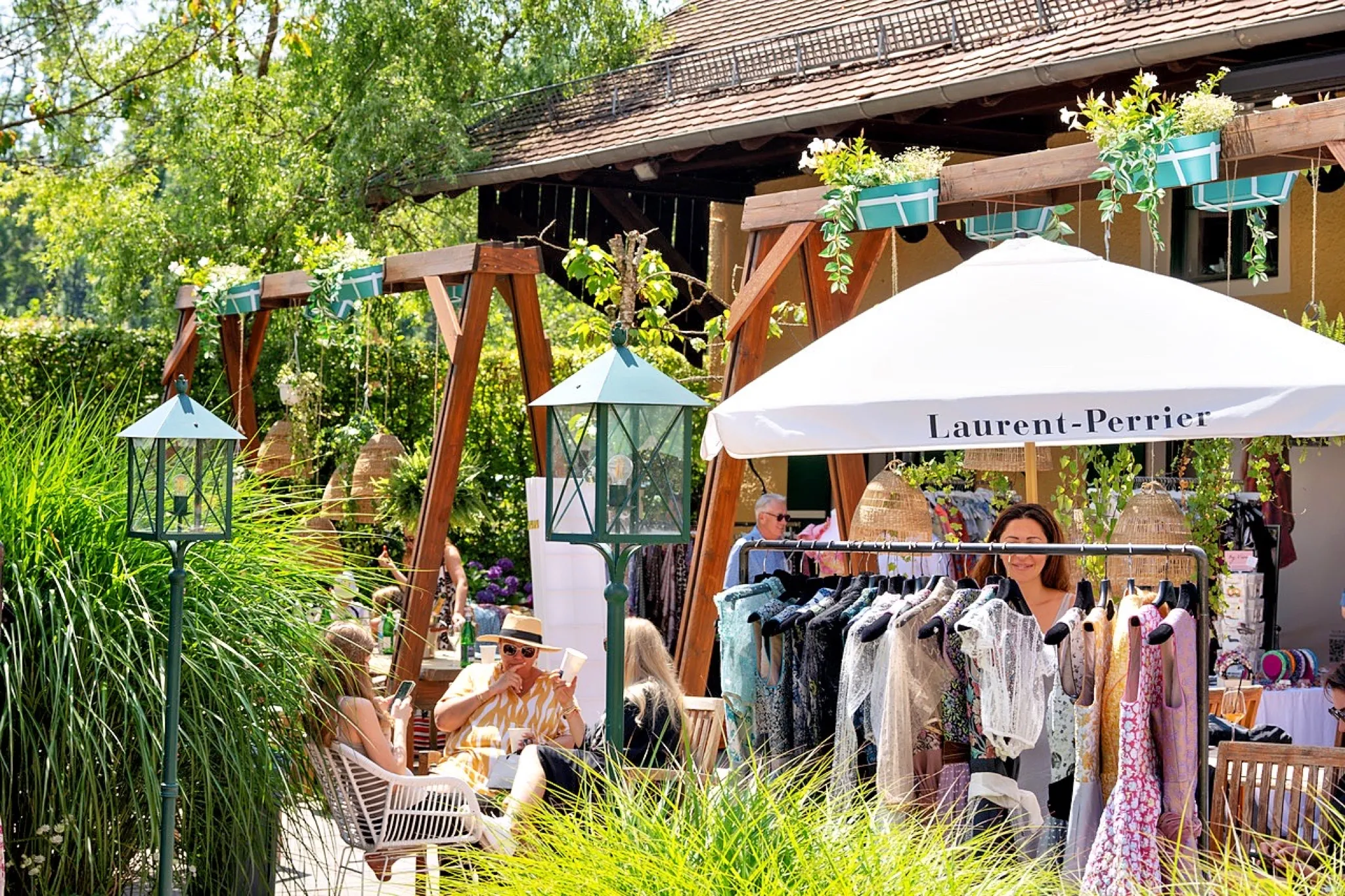 Forsthaus Pop-up – Lounge Bereich